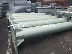 Mạ kẽm nhúng nóng cho cấu kiện chân đế của bồn